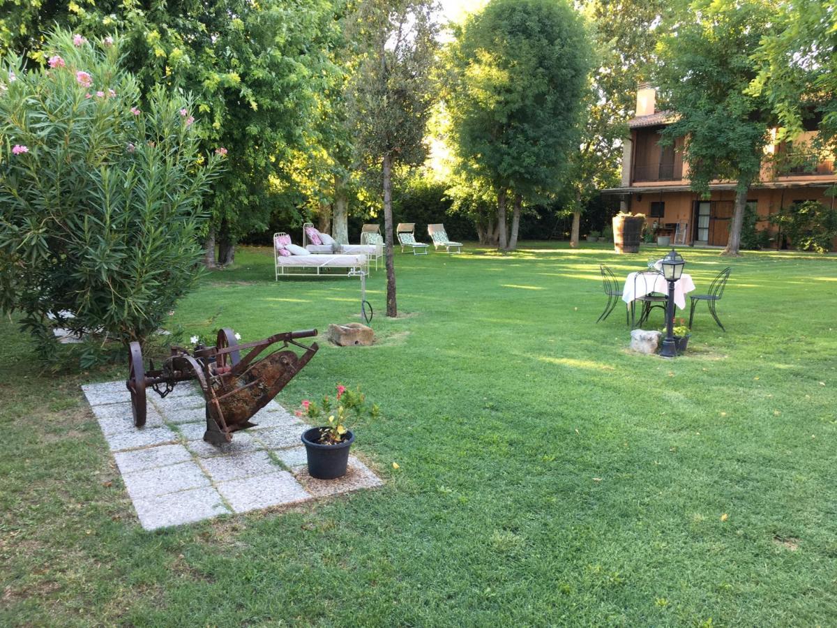 Societa Agricola Le More Agriturismo La Dondina 부드리오 외부 사진