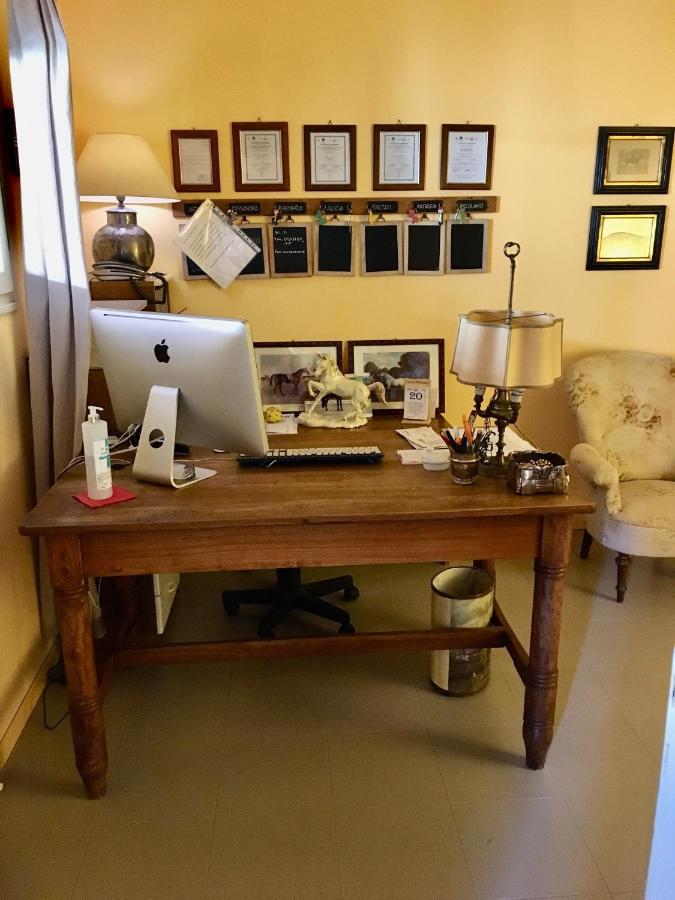 Societa Agricola Le More Agriturismo La Dondina 부드리오 외부 사진