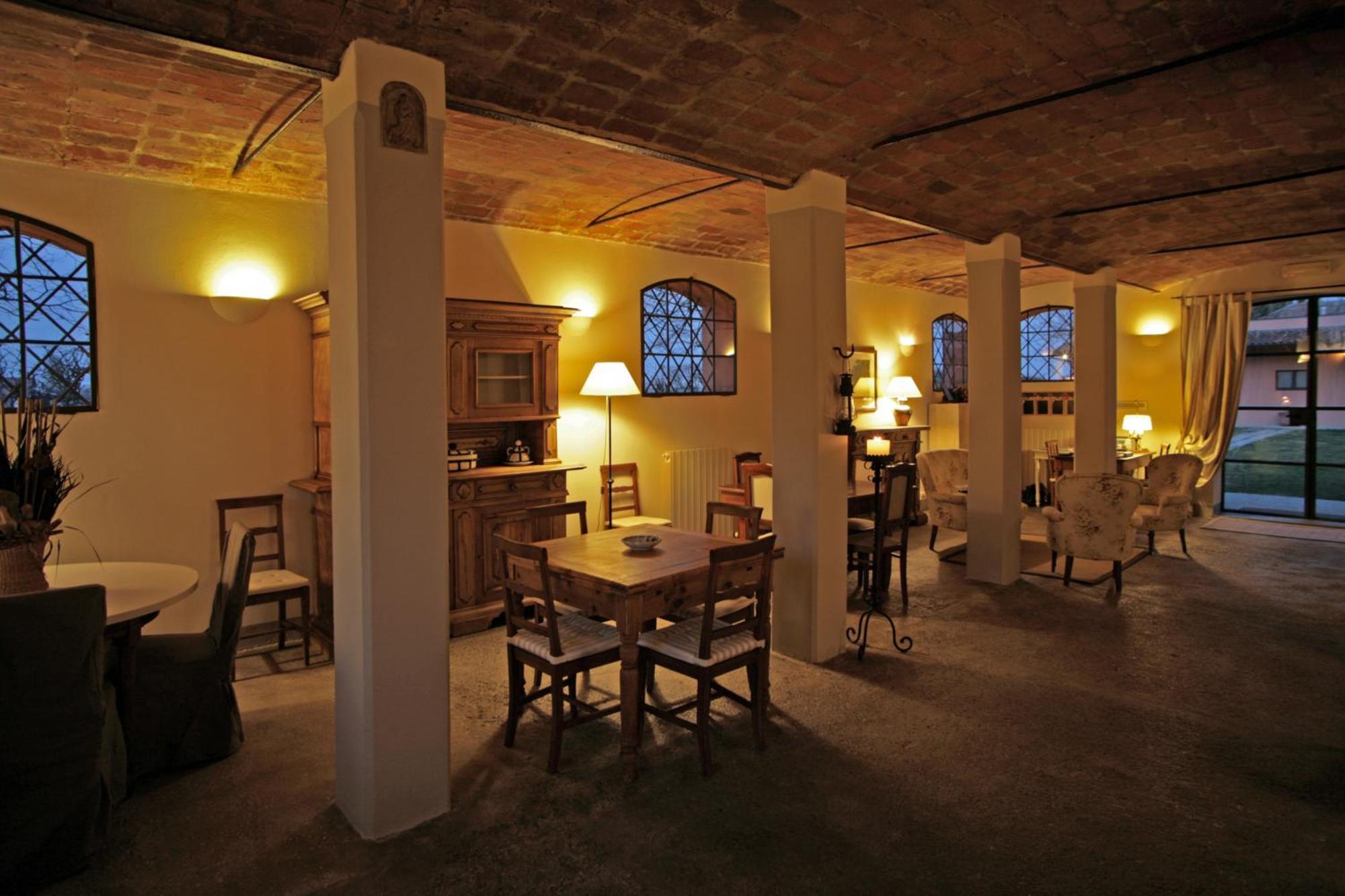 Societa Agricola Le More Agriturismo La Dondina 부드리오 외부 사진